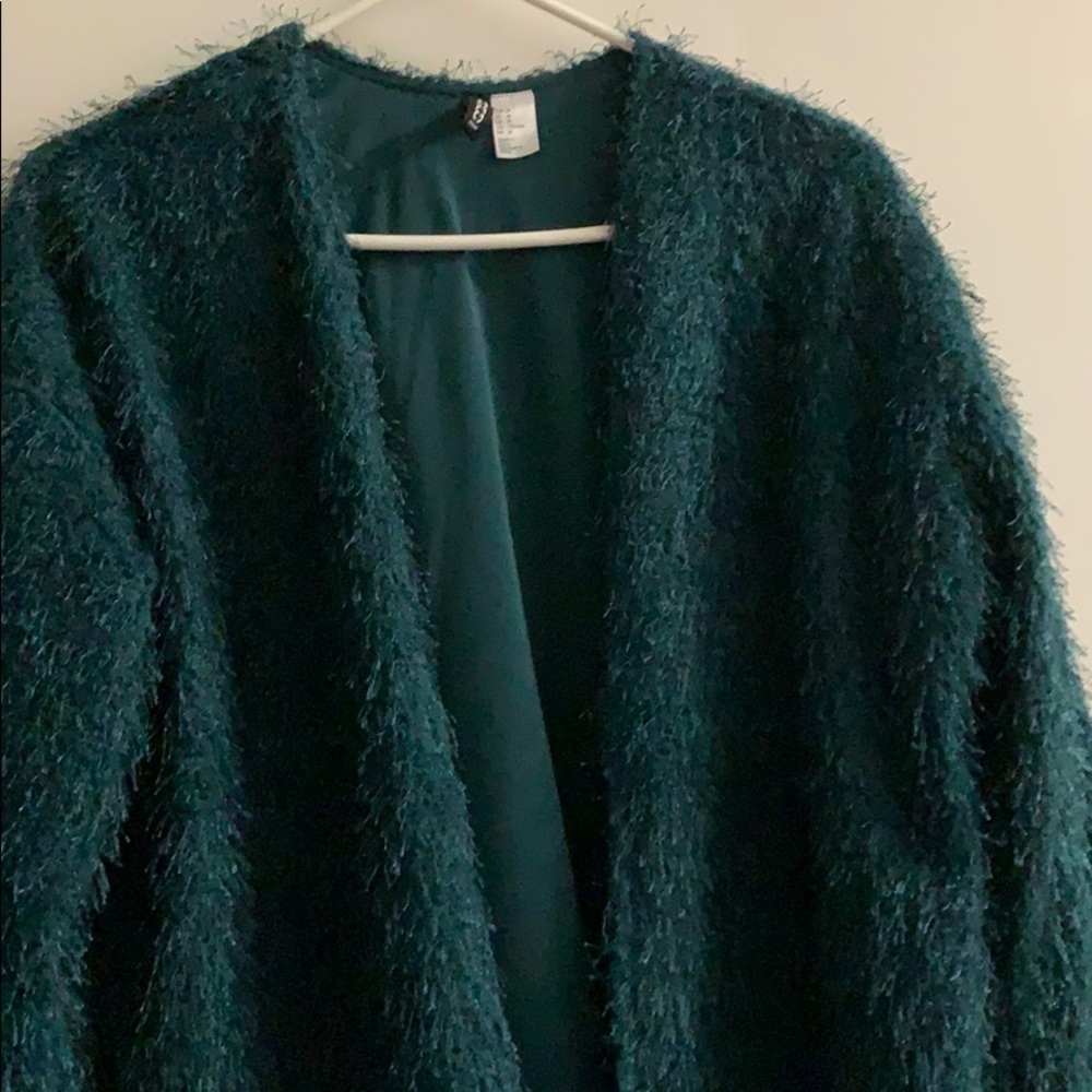 Sweater/Cardigan